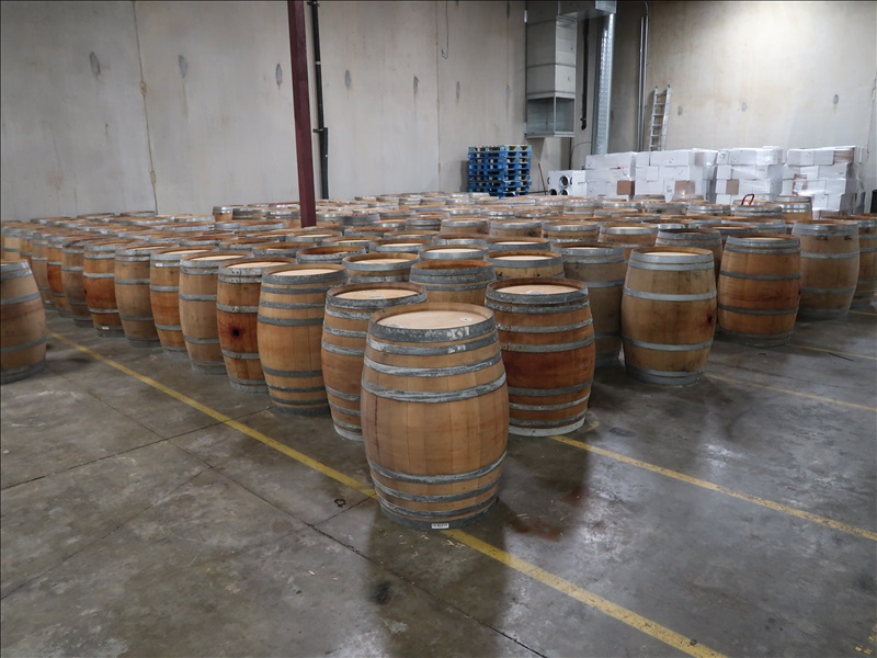 LARGE ASSORTMENT OF BARRELS WOODINVILLE WINERY ONLINE AUCTION James G. Murphy Co.