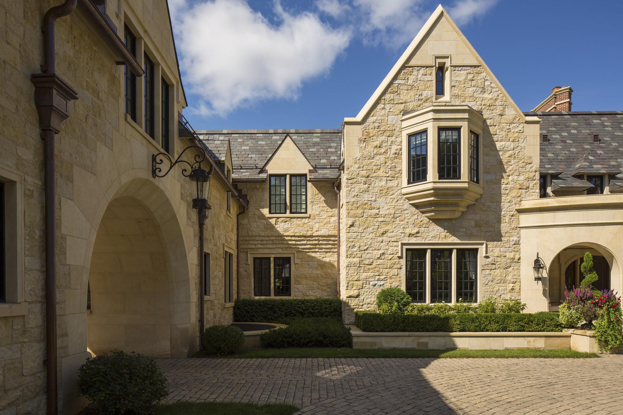 Jacobean Manor Murphy & Co Design