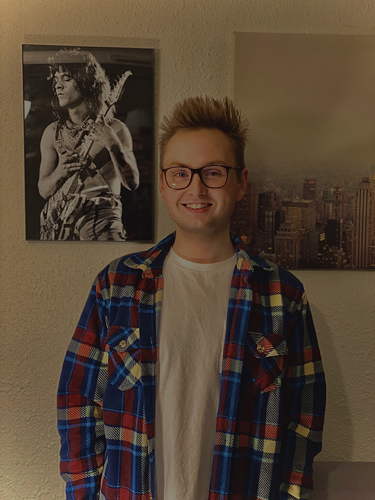 Assignment 1 SelfPortrait & Personal Meaning Visual Communication