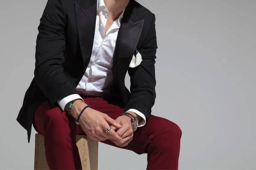 What To Wear With Maroon Pants 10 Options For Men Murston Co.