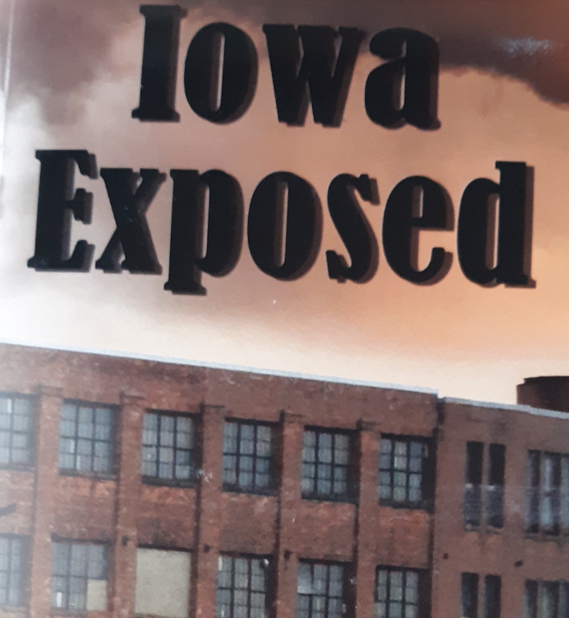 Iowa Exposed - National Pearl Button Museum @ Muscatine History and