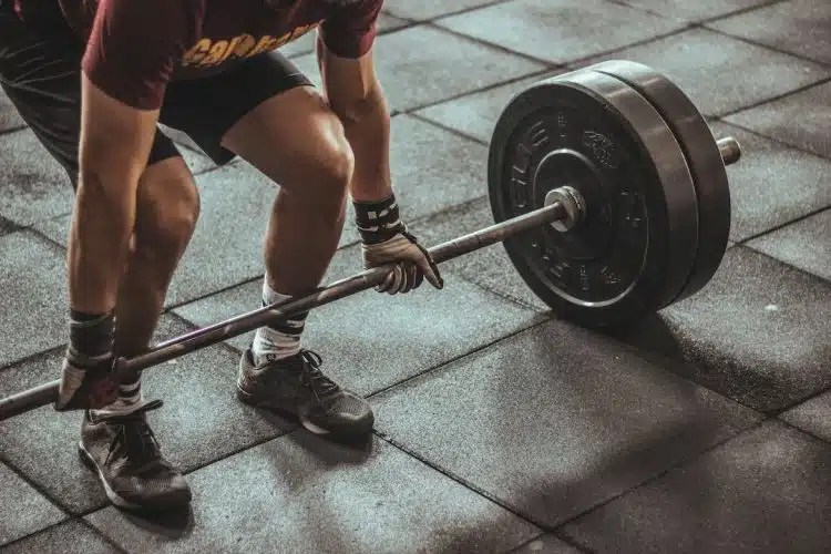 Rack Pull vs Deadlift Differences, Benefits, Muscles, How To Guide