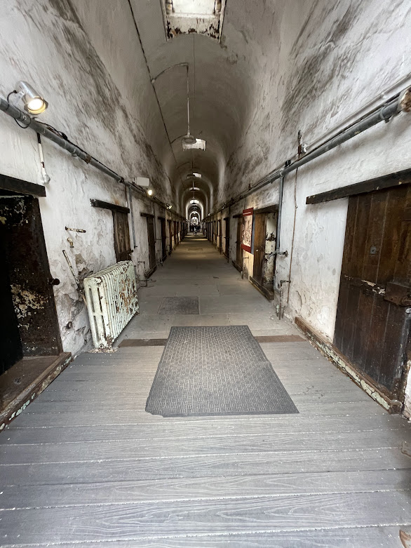 Do museums have a responsibility to name and address issues of