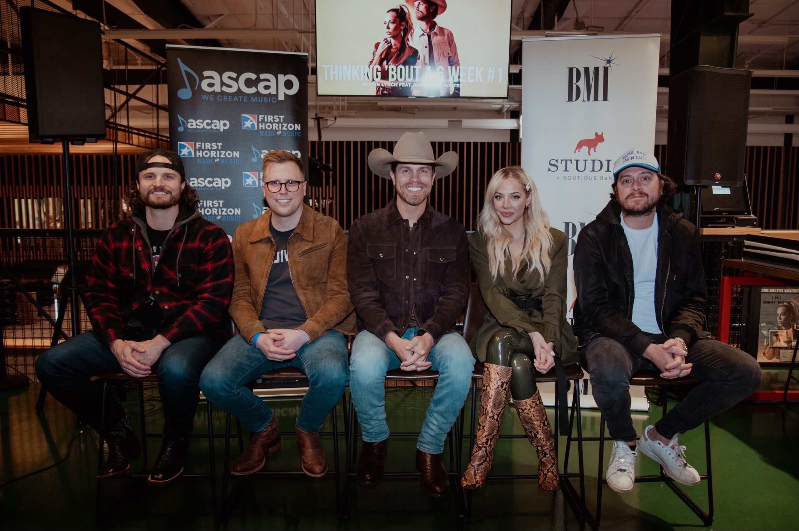 Dustin Lynch & MacKenzie Porter Celebrate SixWeek No. 1, 'Thinking