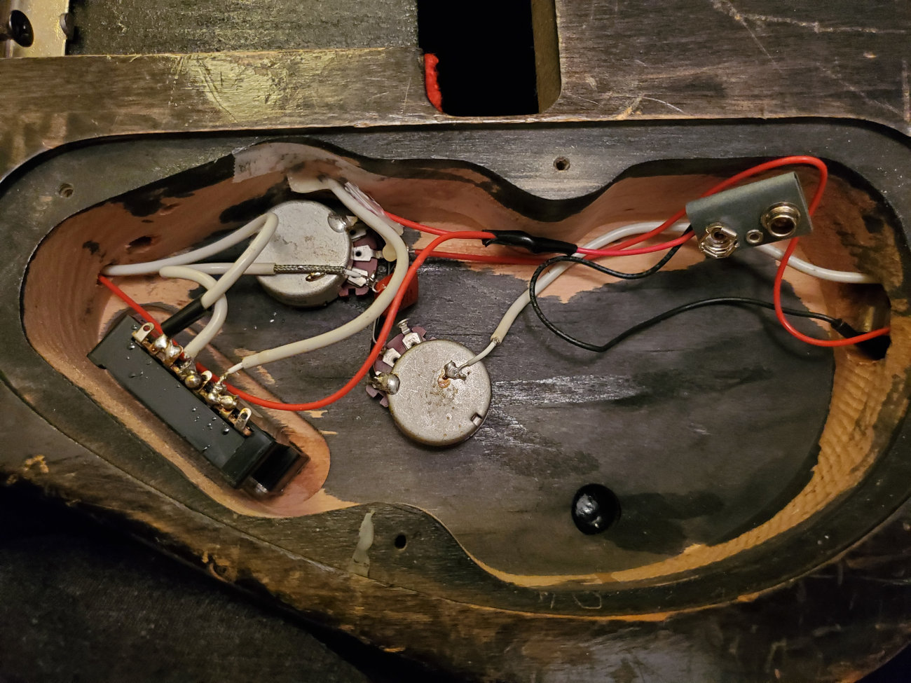 Fixing an Old Electric Guitar Josh Notes