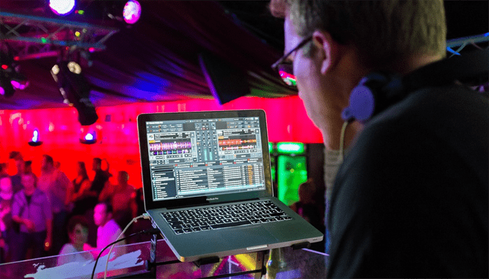 Djs Creative Song Introductions How To A Dj A Beginner S Guide
