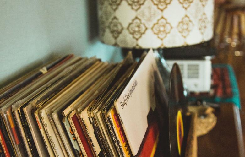 17 Best Bar Songs of All Time Sing Along to These Classics