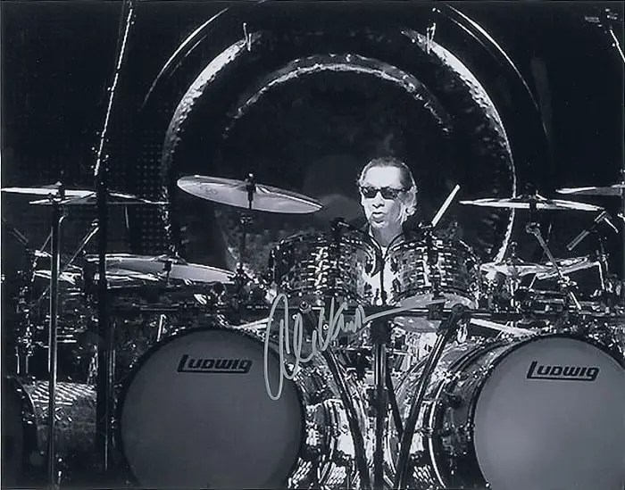 Alex Van Halen Net Worth Just How Rich Is He?(08)