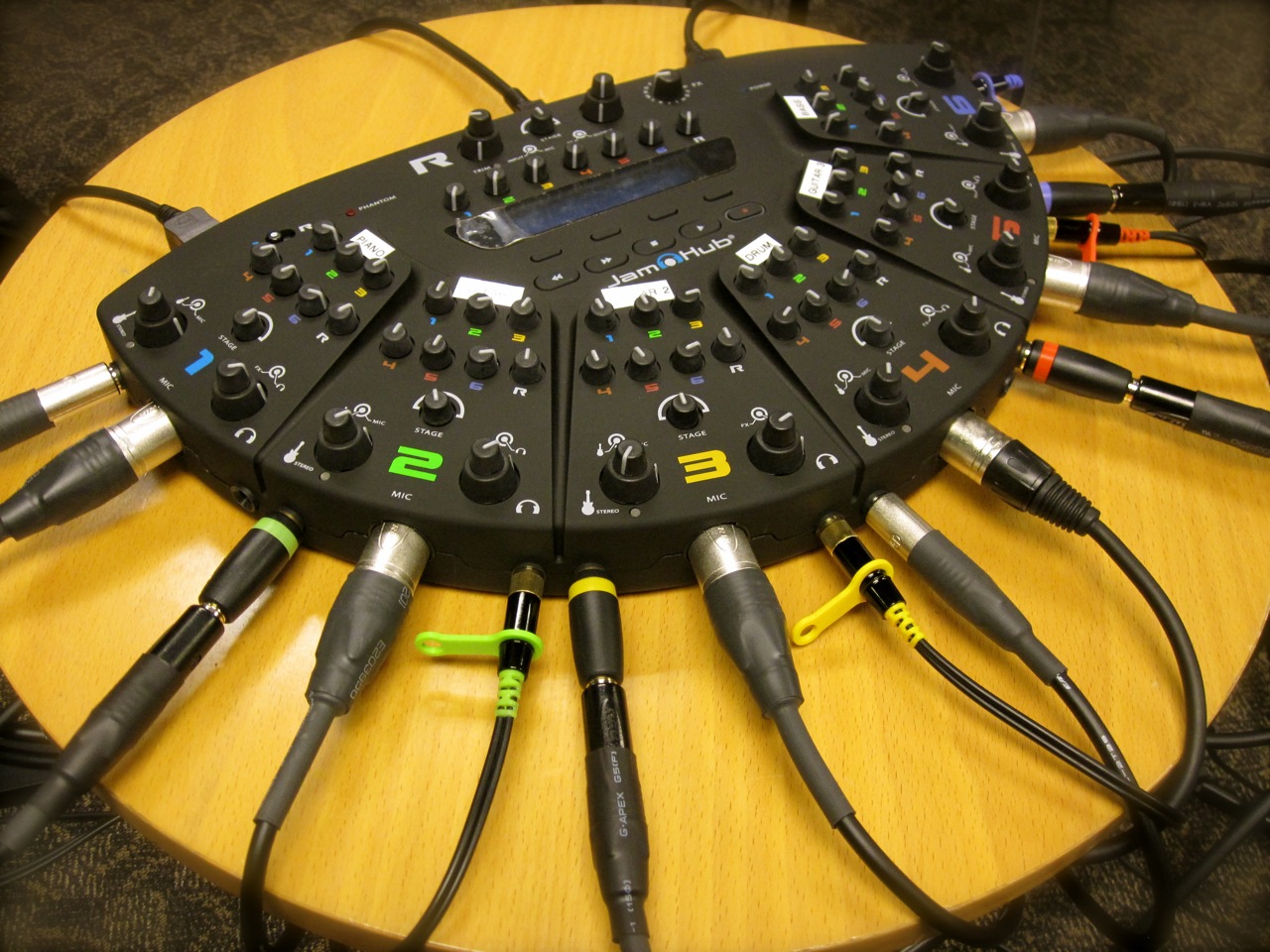 JamHub TourBus Silent Rehearsal Studio System Music Space (Thailand)