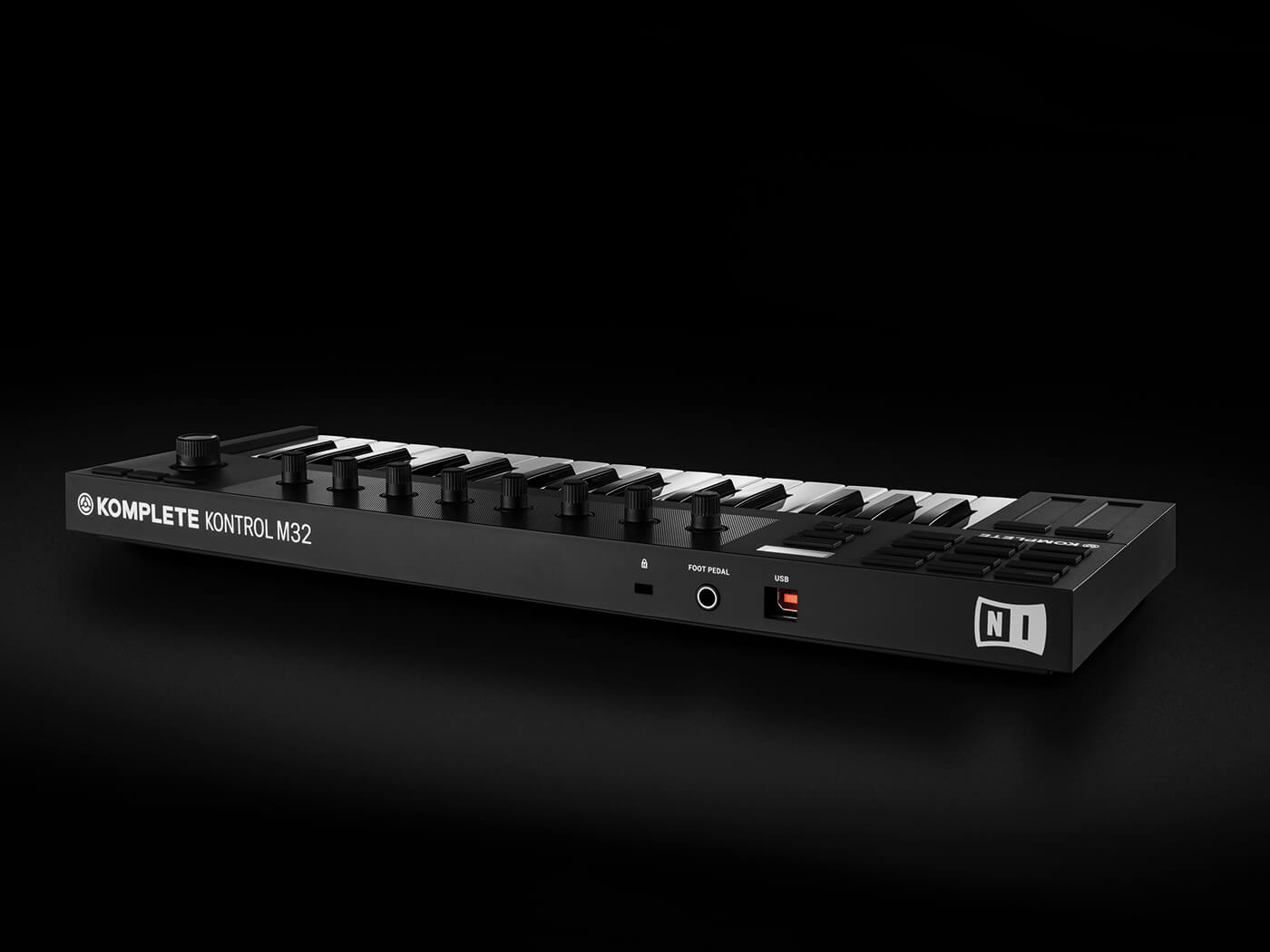 Review Native Instruments Komplete Kontrol M32