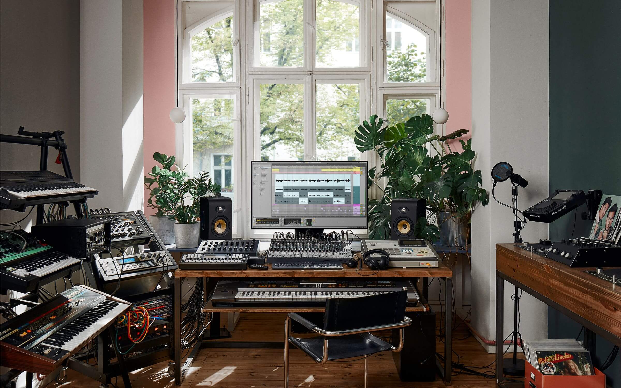 Beginner’s Guide How to build a music production setup for under 500