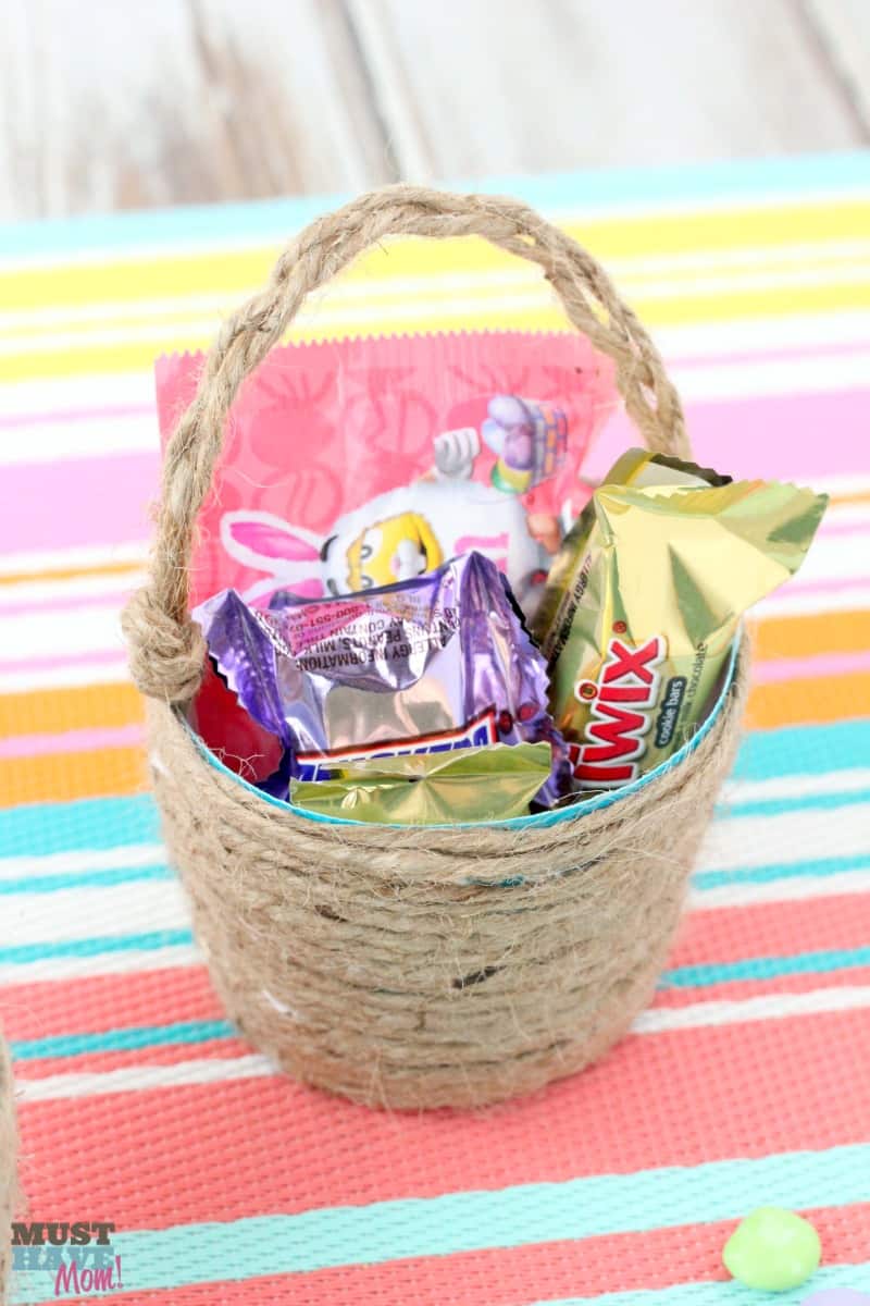 Easter M&M's® Cookie Bars Recipe + DIY Mini Easter Basket Idea Must