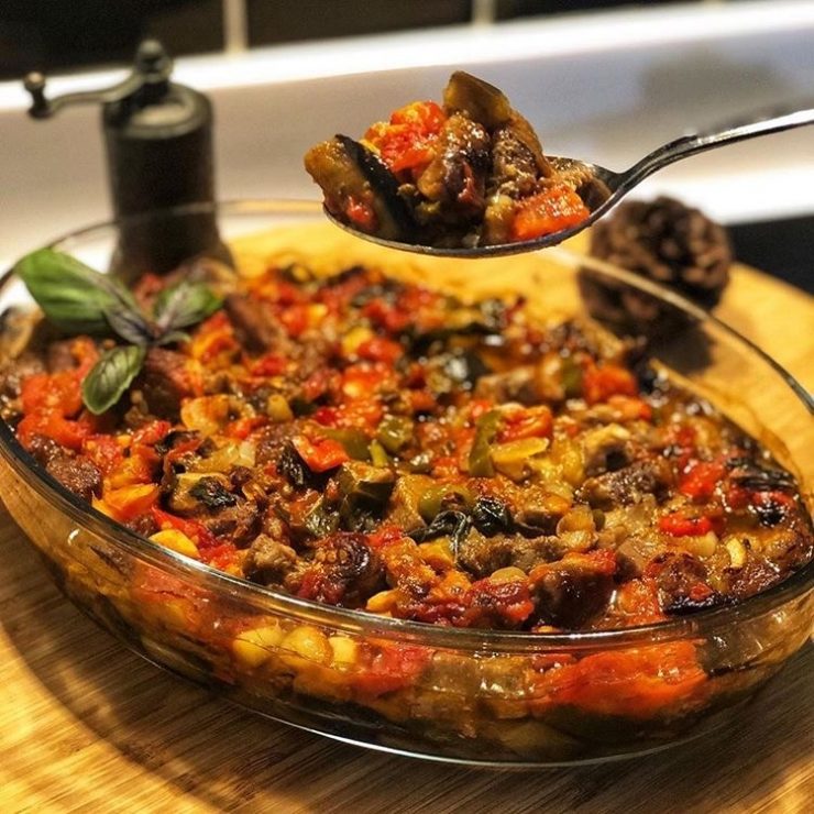 Fırında etli patlıcan —