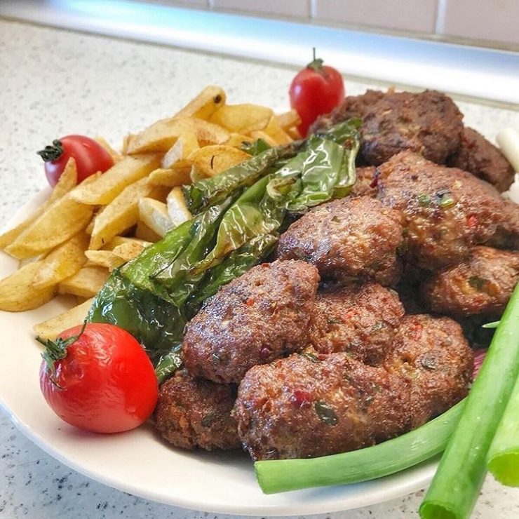 Pratik Köfte Tarifi —
