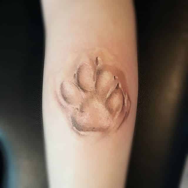 People Are Getting Tattoos Of Their Dog’s Paw Print And