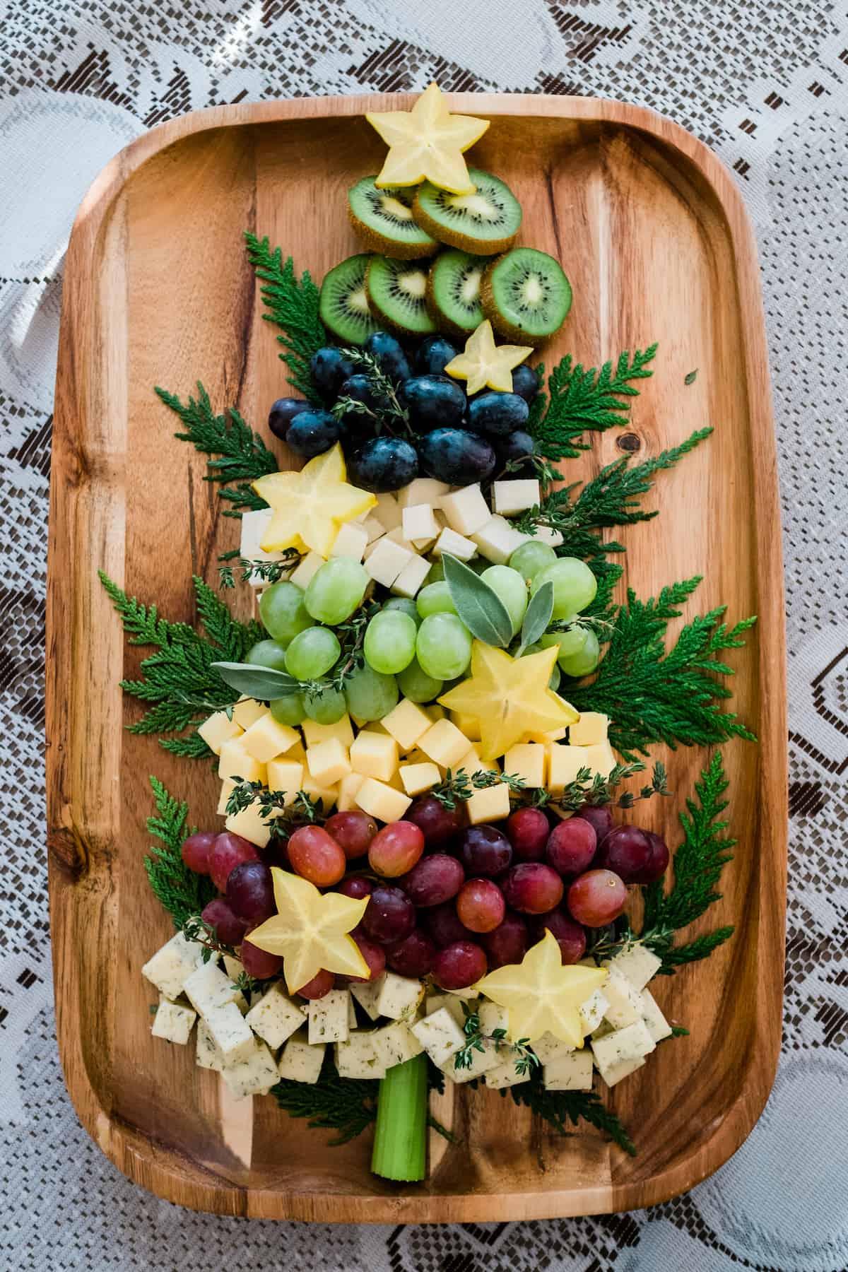 Christmas Tree Charcuterie Board Muy Bueno