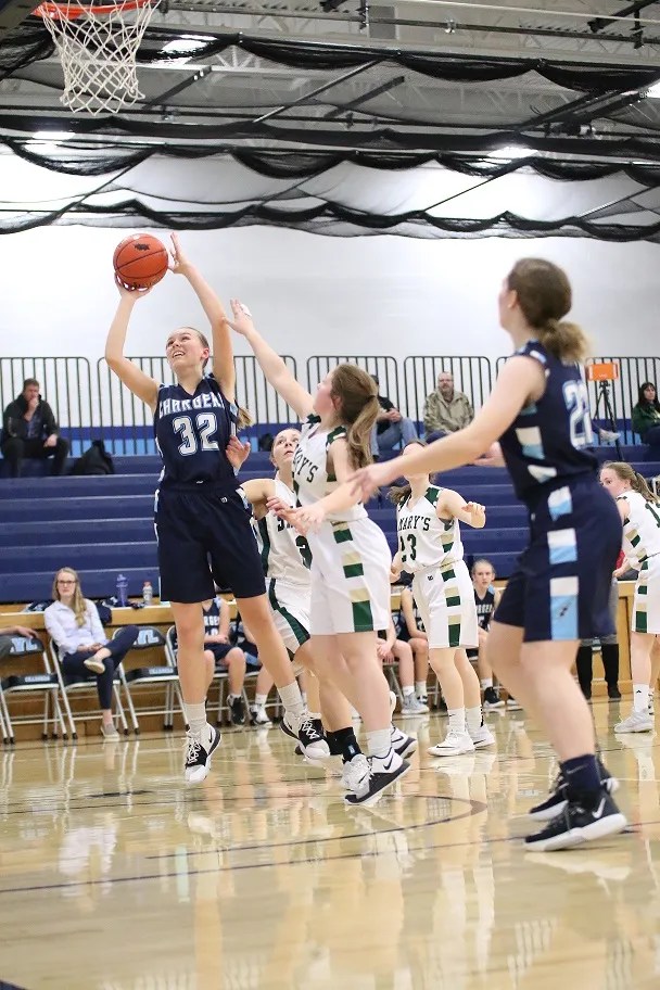 Basketball Girls Minnesota Valley Lutheran High School