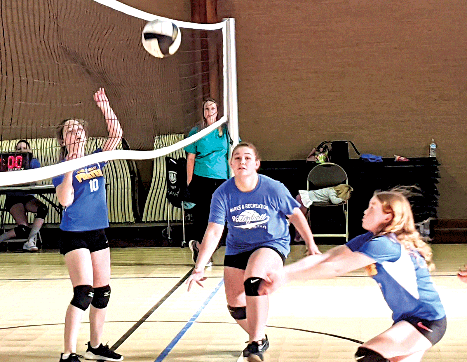 Parks & Rec Hosts Middle School Volleyball Teams The Progress