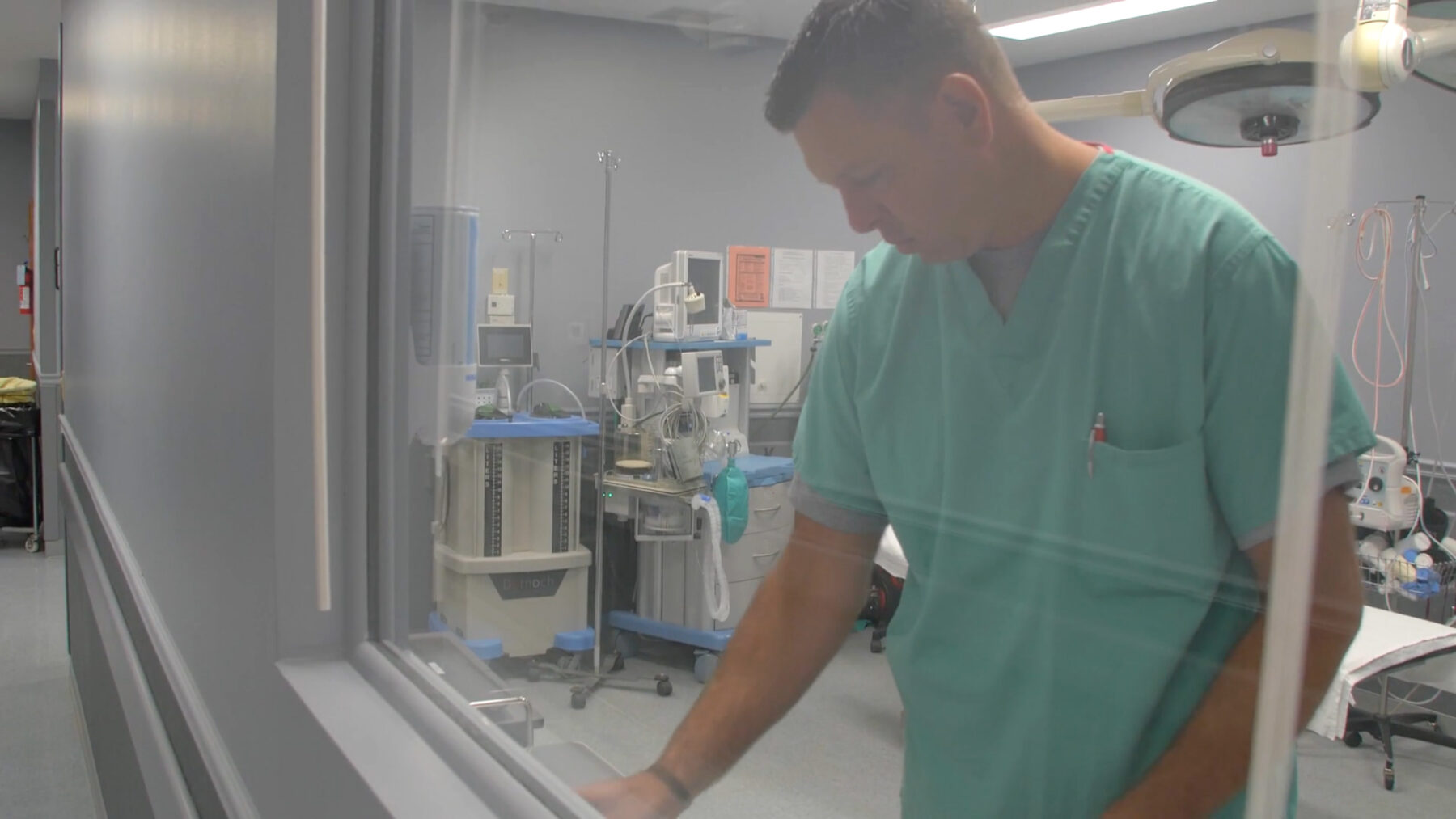 Orthopedic Surgery & Sports Medicine Midwest Bone & Joint Center