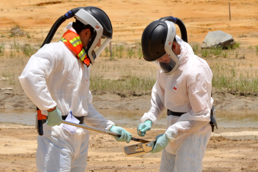 Sampling to Measure Exposure Midwest Consortium for Hazardous Waste