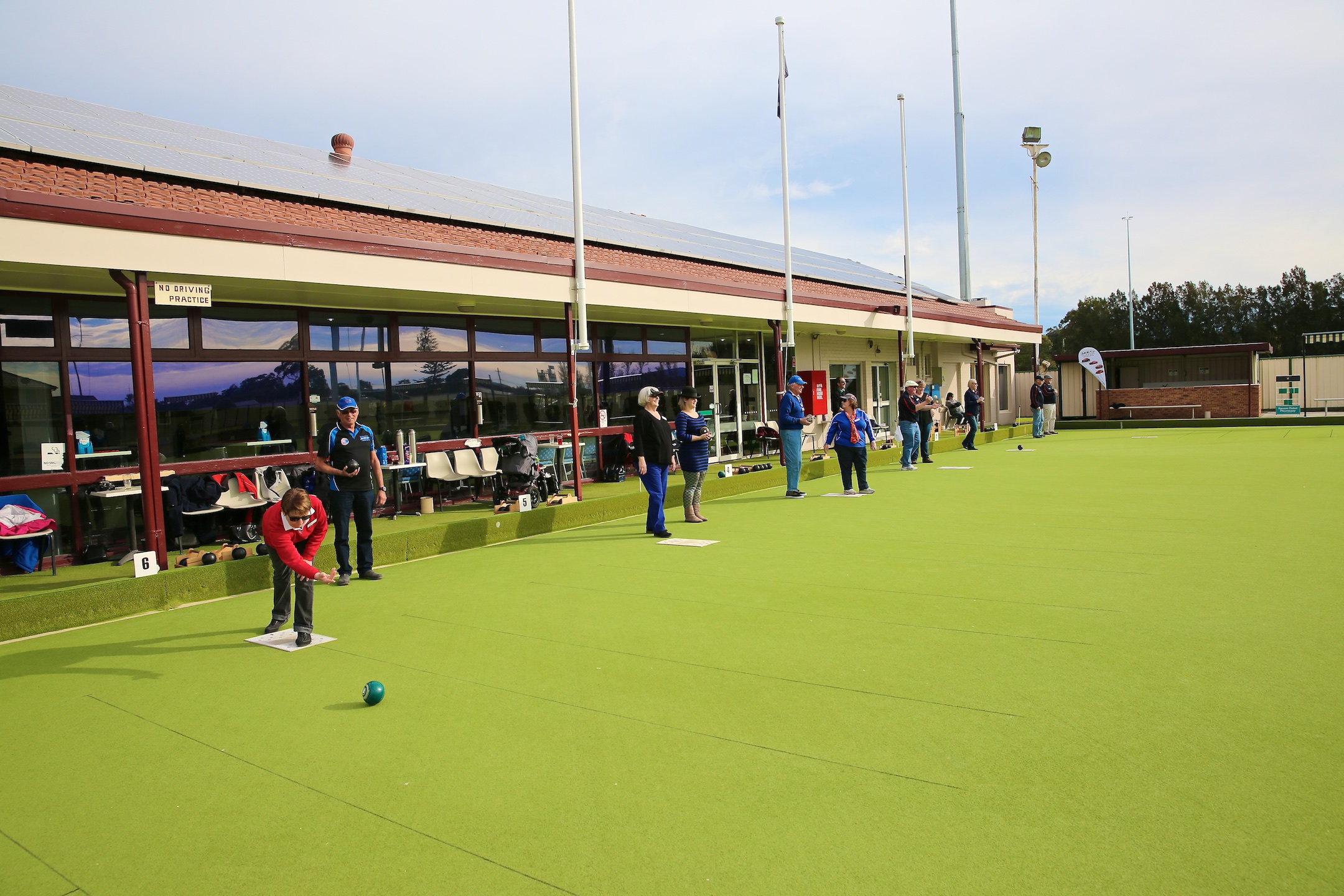 Hunter Charity Barefoot Bowls MX5 Club of NSW
