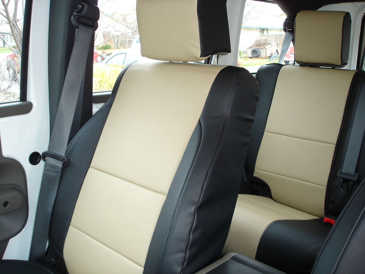 Iggee seatcover black/beige installed pics. The top