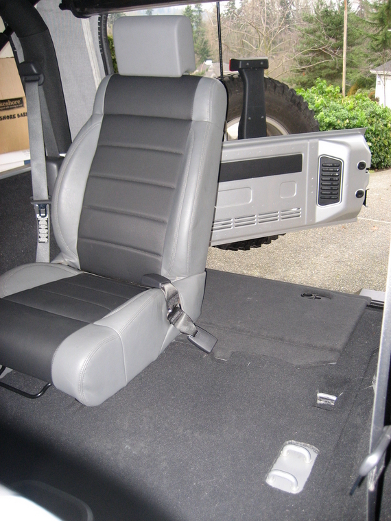 2 door custom rear seat (bucket replacing bench) The