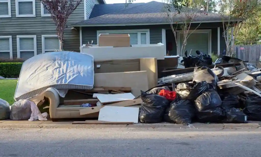 1 AFFORDABLE Junk Removal Portland Mattress Disposal (5 Options)