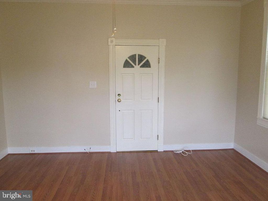 1 bedroom apartment for rent near UMBC · International Student and