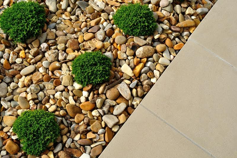 Brilliant Use of The Garden Pebbles