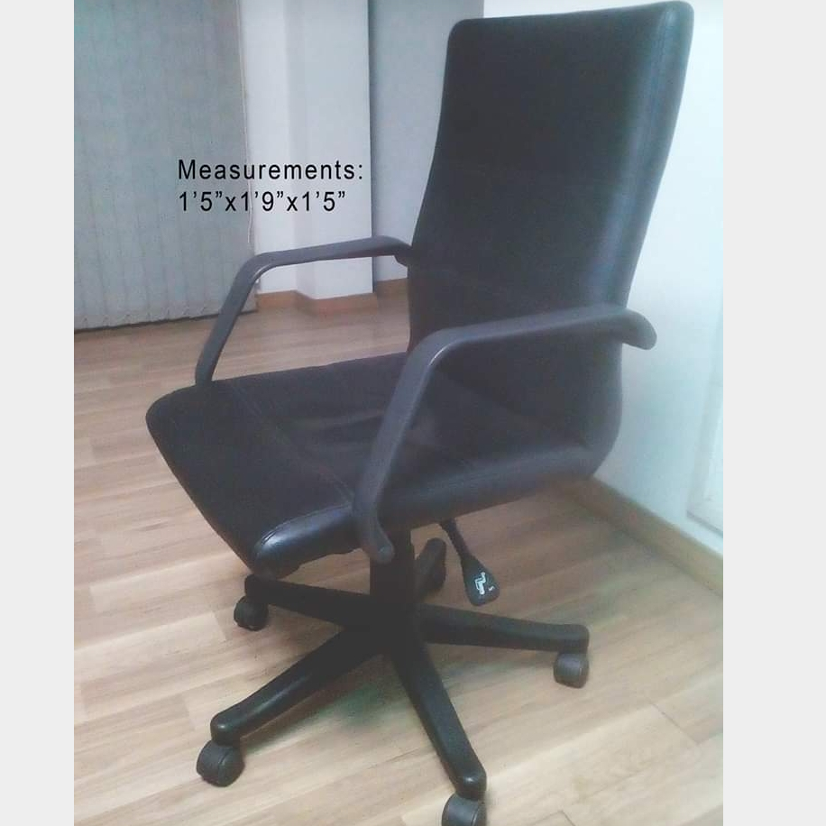 အရွေ့အပြောင်းအရောင်းပစ္စည်းများ computer chair Price in Myanmar