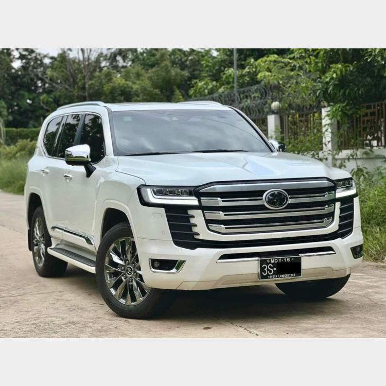 ကား/စီဒန် toyota land cruiser 2022 Price in Myanmar Myanmarkt