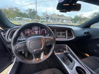 2018 DODGE CHALLENGER R/T - Auto Rider