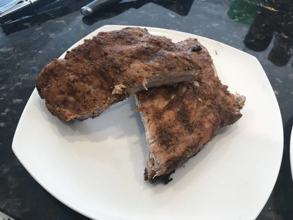 How to Keep Ribs Moist (And Why Water Isn't the Best Option) My