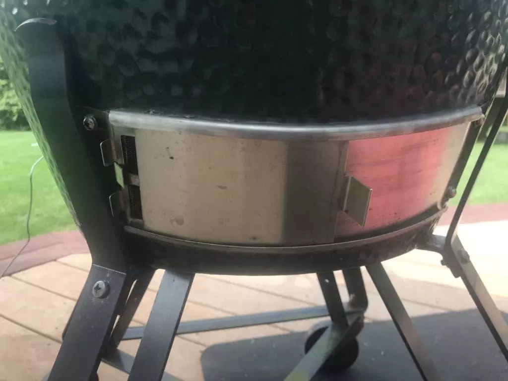 How to Cook Chicken Wings W/ Cow Lick on the Big Green Egg (Kamado