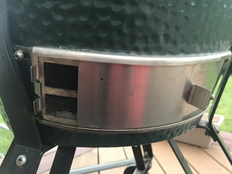 Big Green Egg Vent Settings (The Function of the Top and Bottom Vents