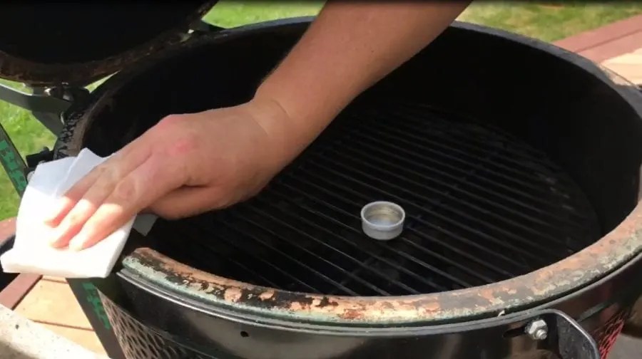 How to Replace The Big Green Egg Gasket W/ Rutland Gasket? My
