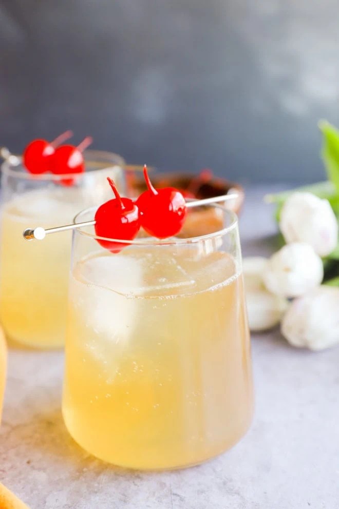 15 Best Sparkling Water Cocktails To Try