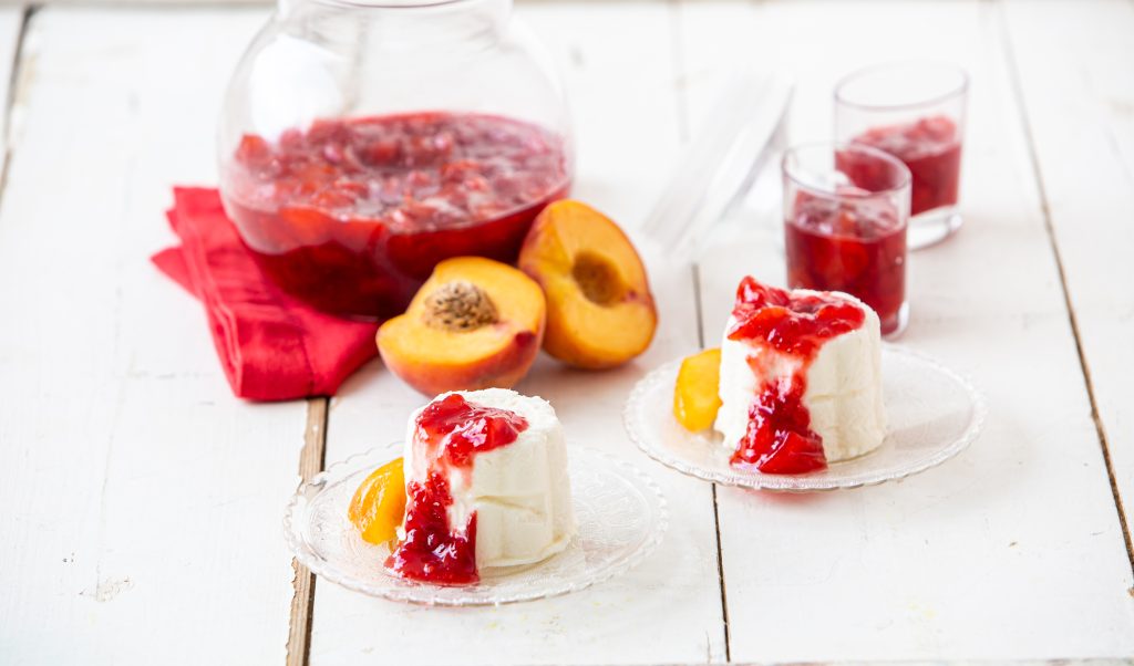 Peach-and-raspberry-conserve