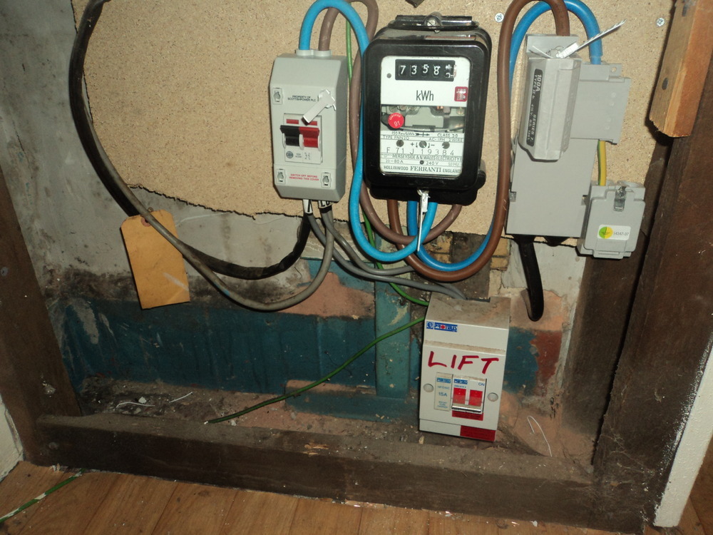 Replace Rewireable Consumer Unit,Add RCD,Earth GasWater Electrical