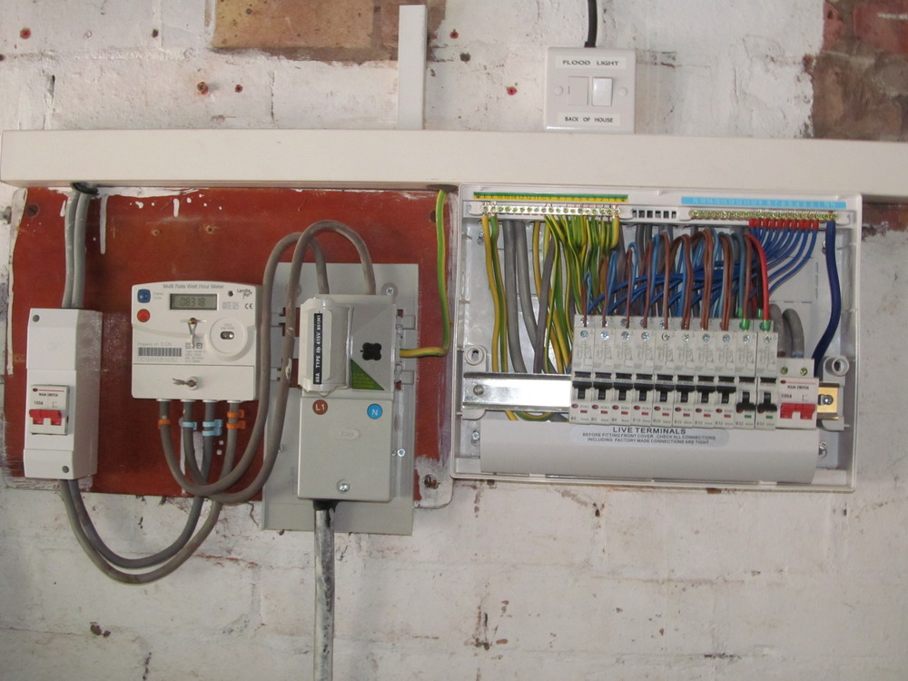 Hex Electrical 100 Feedback, Electrician in Coventry