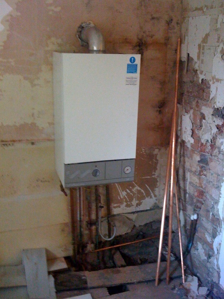 Boiler cupboard +shelves, skirting boards, 2x cupboards Carpentry