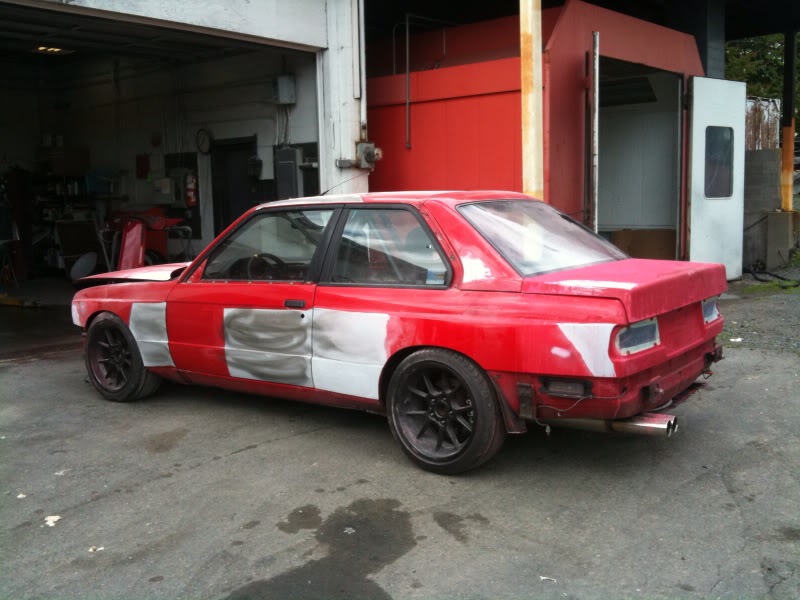 BMW E30 M3 Complete paint job! Shiny new paint and beautiful piece of