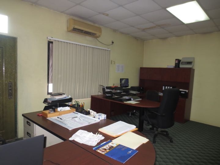 FOR RENT First Street, Duncan Village, San Fernando Commercial