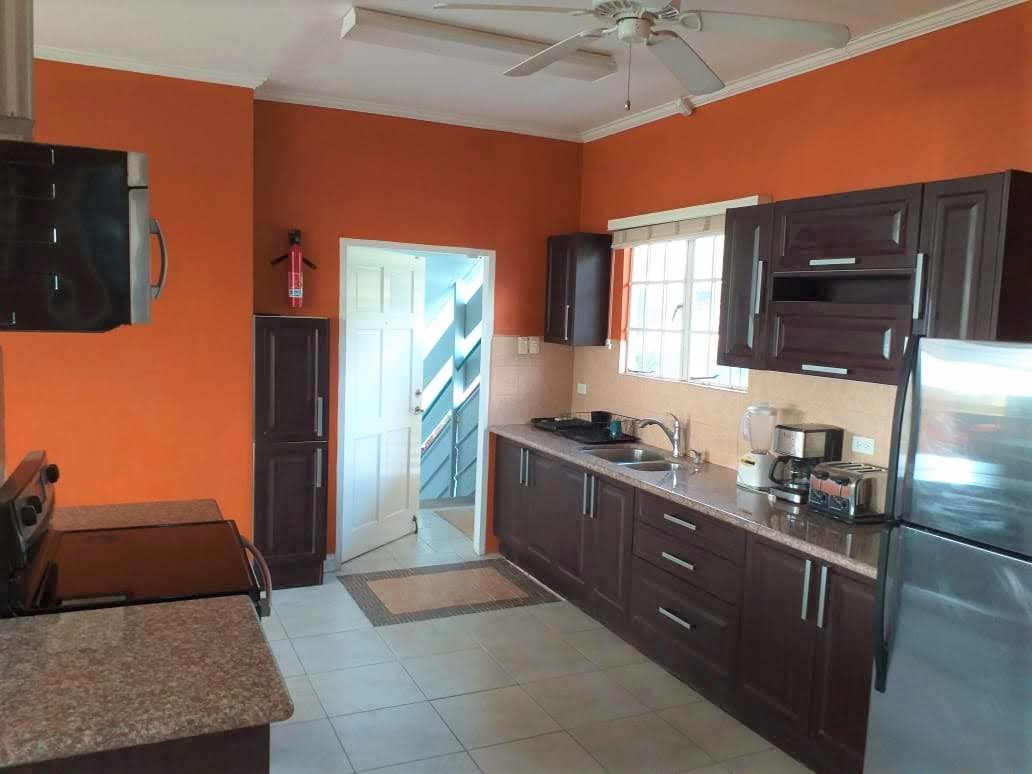 FOR RENT FORT ASKING PRICE TT6,500 My Bunch of Keys