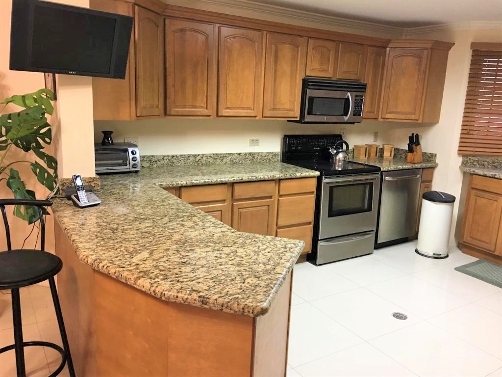 FOR RENT GLENCOE, IRISH CREST My Bunch of Keys