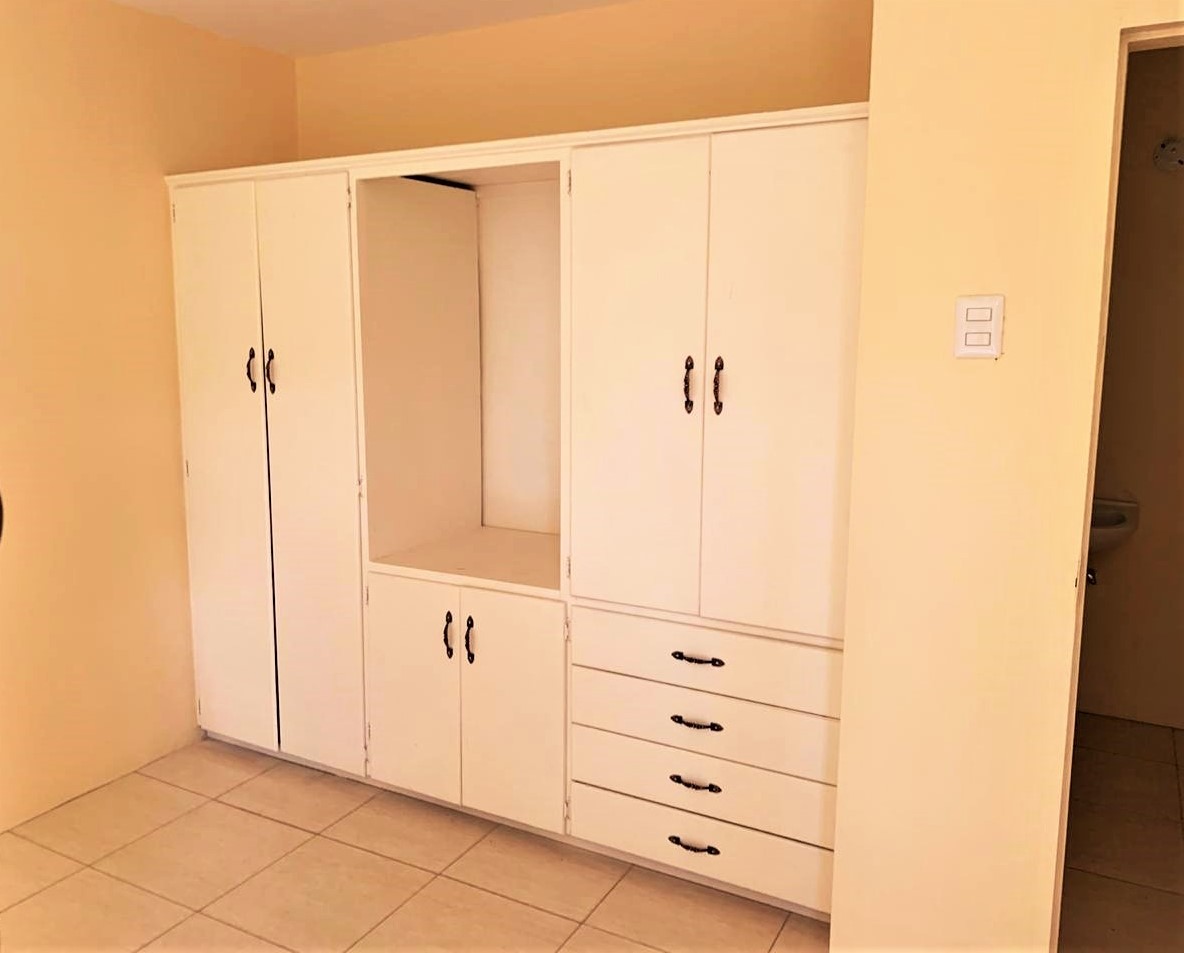 NEW 3 BEDROOM HOUSES FOR SALE VALENCIA My Bunch of Keys