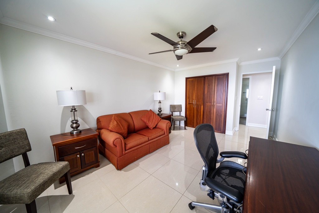 For Rent Bayside Towers, Cocorite 2 Bedroom apartment on the