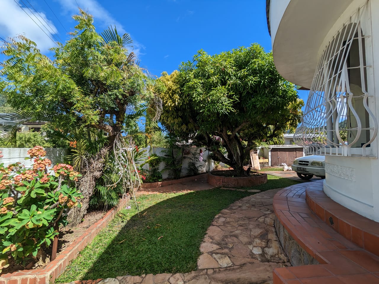 House for Sale Chuma Munka Avenue Petit Valley TT2.5 Mil My Bunch