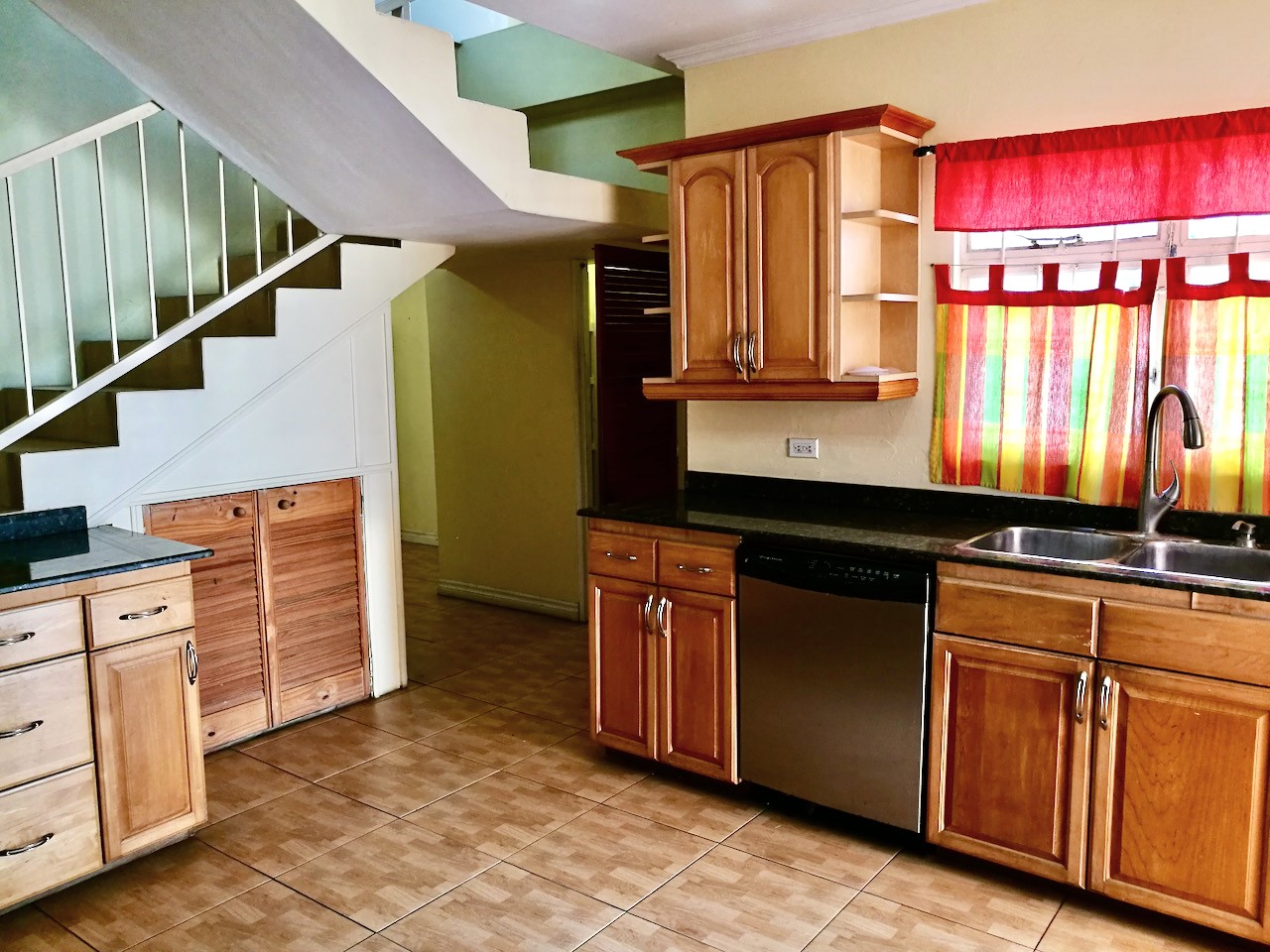 FOR RENT DIEGO MARTIN My Bunch of Keys